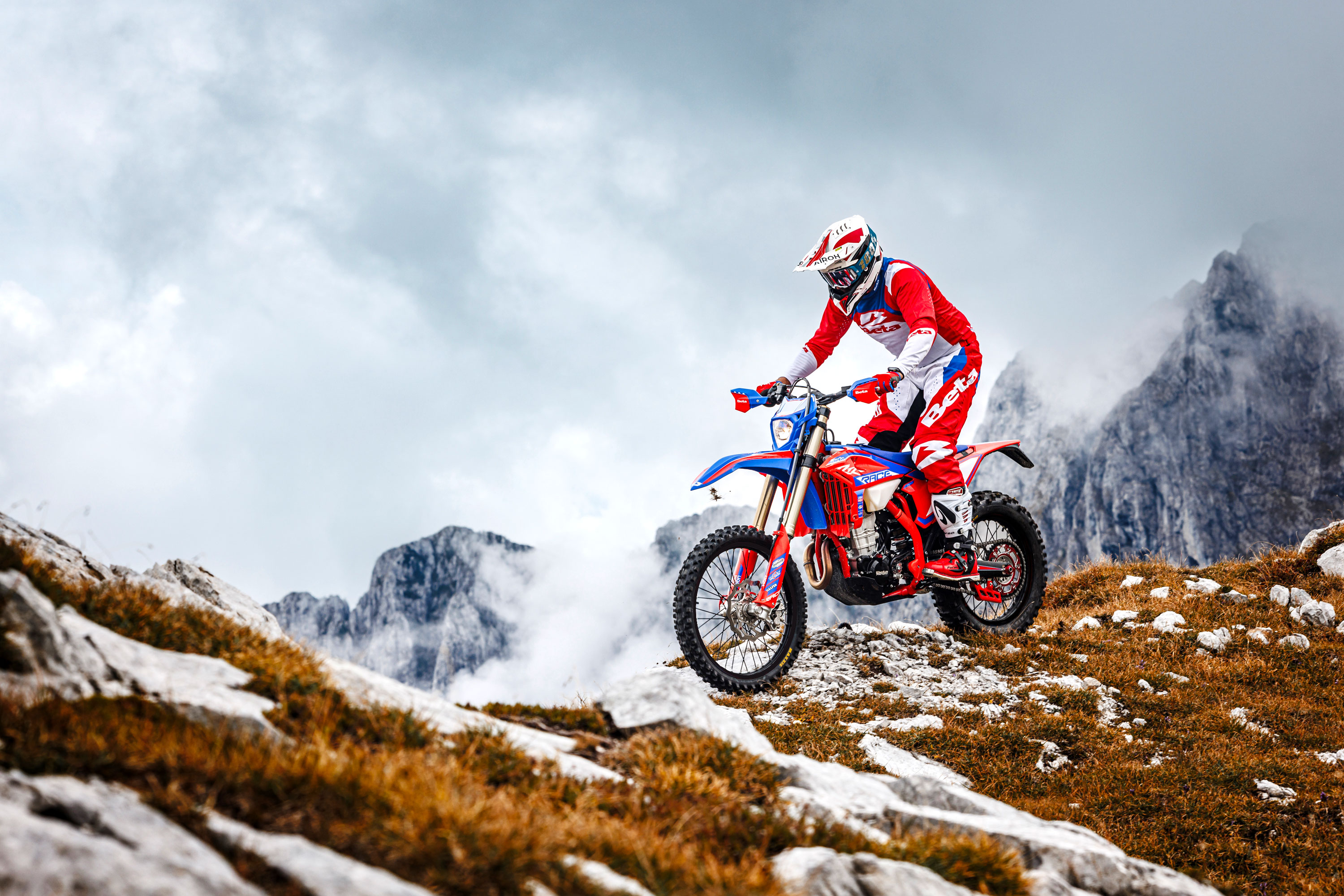 2025 RR Race 4 Stroke – Beta USA Gallery